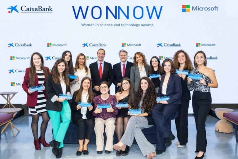 CaixaBank y Microsoft entregan los Premios WONNOW a las mejores alumnas de grados STEM de España