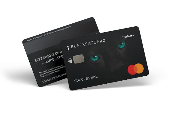 El neobanco Blackcatcard ha empezado a emitir tarjetas Mastercard con un nuevo diseño