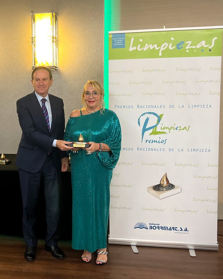 La empresa de limpieza valenciana El Rayo del Amanecer, Premio Nacional al Mérito en la Trayectoria Empresarial